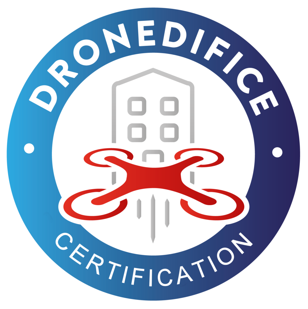 Drone certifié Dronedifice Les Dronettoyeurs nettoyage toiture 77 Seine et Marne